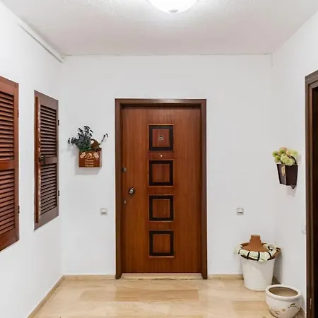 Apartamento 4 Bedroom Center Esmirna